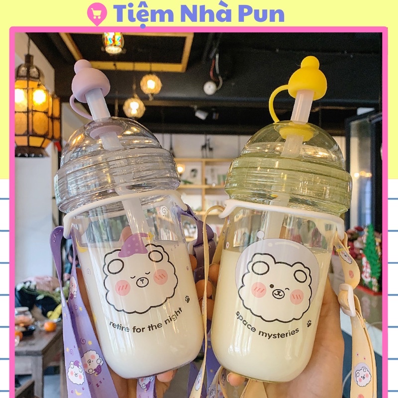 Bình nước trong suốt in hình gấu cute dung tích 560ml bình nước mang đi học đi chơi có ống hút dây đeo tiện lợi