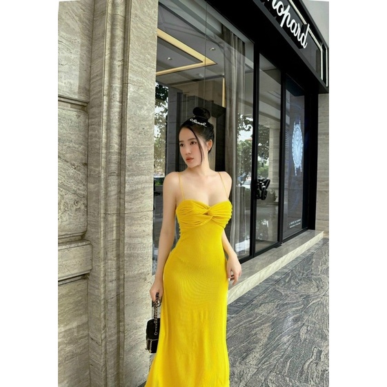 Đầm maxi 2 dây xoắn ngực