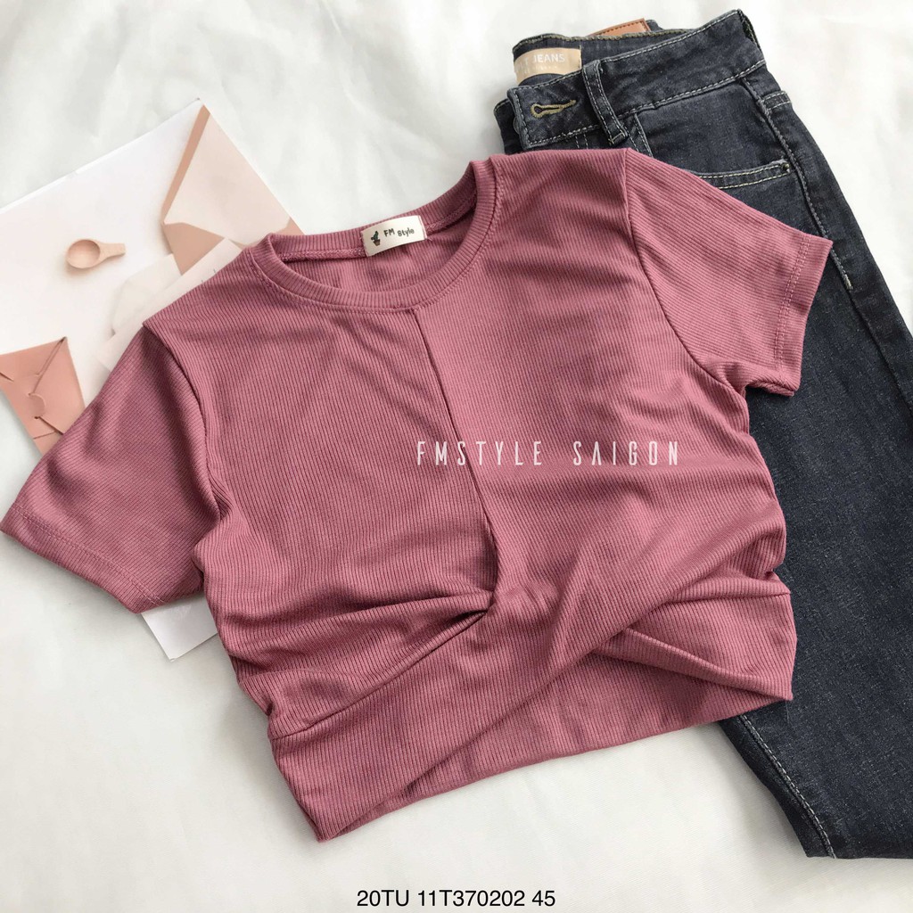 Áo thun tay ngắn xoắn eo ulzzang thời trang nữ Fmstyle Saigon 21TU03T370901 | BigBuy360 - bigbuy360.vn
