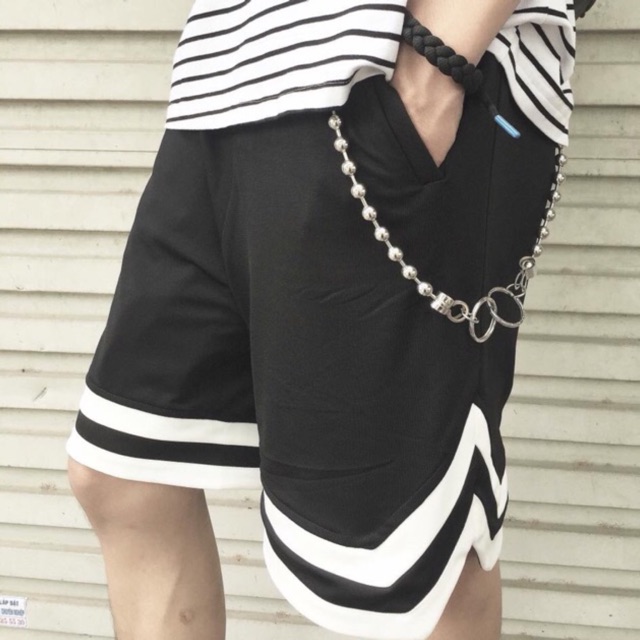 QUẦN SHORT 2V NGƯỢC UNISEX QUẦN ĐÙI V SIÊU HOT | BigBuy360 - bigbuy360.vn