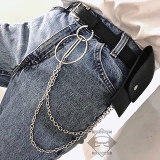 Dây nịt có túi và xích // Belt bag.