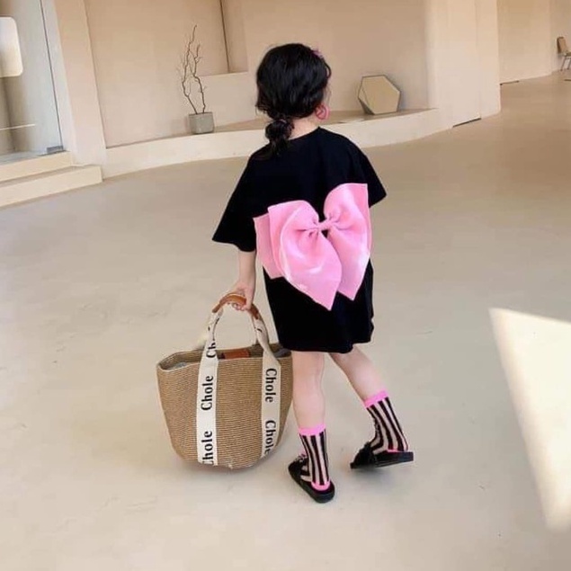 MYA - VÁY ĐẦM THUN ĐEN HÀN QUỐC KIỂU NƠ HỒNG TO LƯNG SAU CHO BÉ