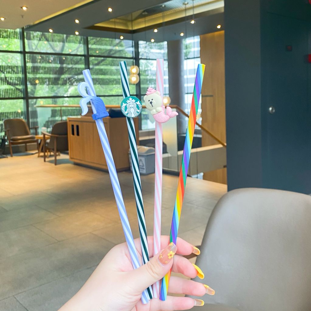 Ống hút nhựa sọc vằn có phụ kiện gắn hình đuôi tiên cá gấu