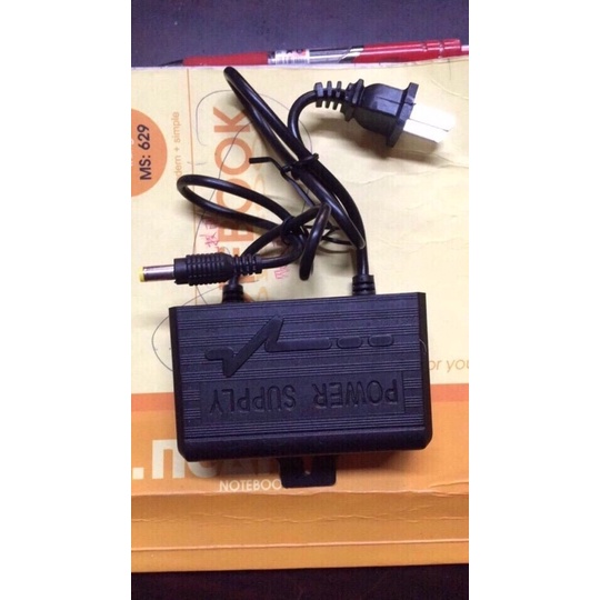 Nguồn 12V 2A có móc treo, Adapter Cho Camera, máy bơm mini, đèn led biển quảng cáo