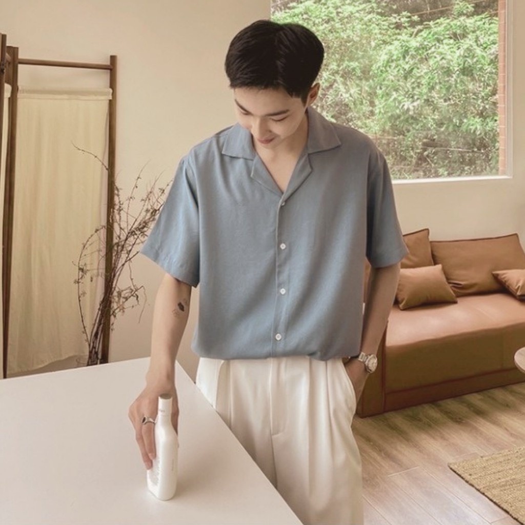 Áo sơ mi tay ngắn cổ vest nam nữ form rộng sơ mi tay lỡ, chất vải lụa mịn chống nhăn