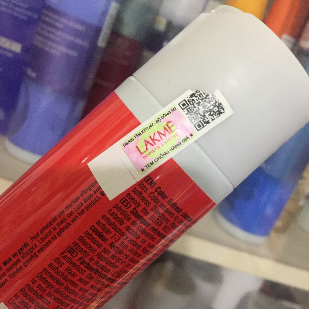 Dầu gội cho tóc nhuộm đỏ Lakme Teknia Ultra Red Shampoo Refresh 300ml