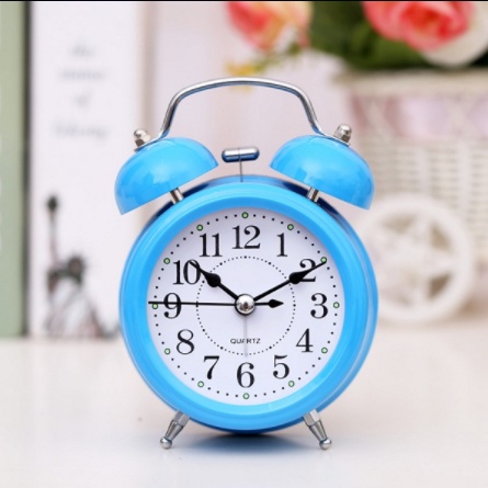 Đồng hồ báo thức để bàn Mini Alarm nhỏ gọn, xinh xắn và đáng yêu với màu sắc trang nhã rất thích hợp cao cấp
