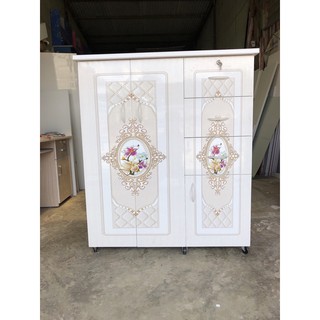 Tủ quần áo