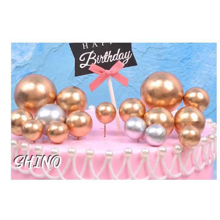 Bóng vàng/bạc trang trí bánh kem