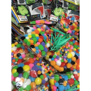 200 hạt Pompom tặng kẹp gắp