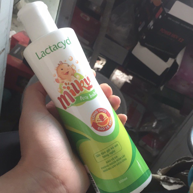 SỮA TẮM LACMILKY