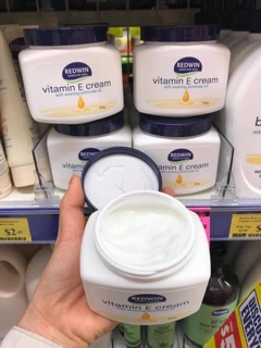 Kem dưỡng Vitamin E Redwin