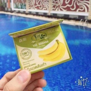 Kem chuối dưỡng nứt gót chân