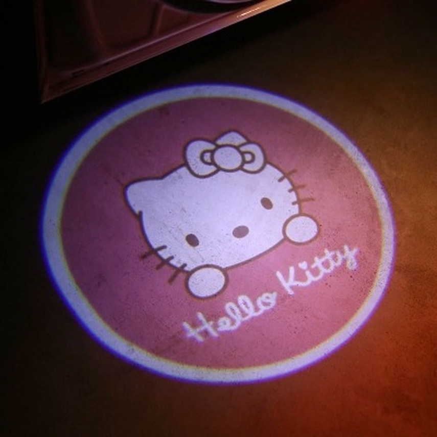có hàng Đèn chiếu laser không dây gắn cửa xe hơi hình hello kitty xinh xắn,Led chiếu cửa họa