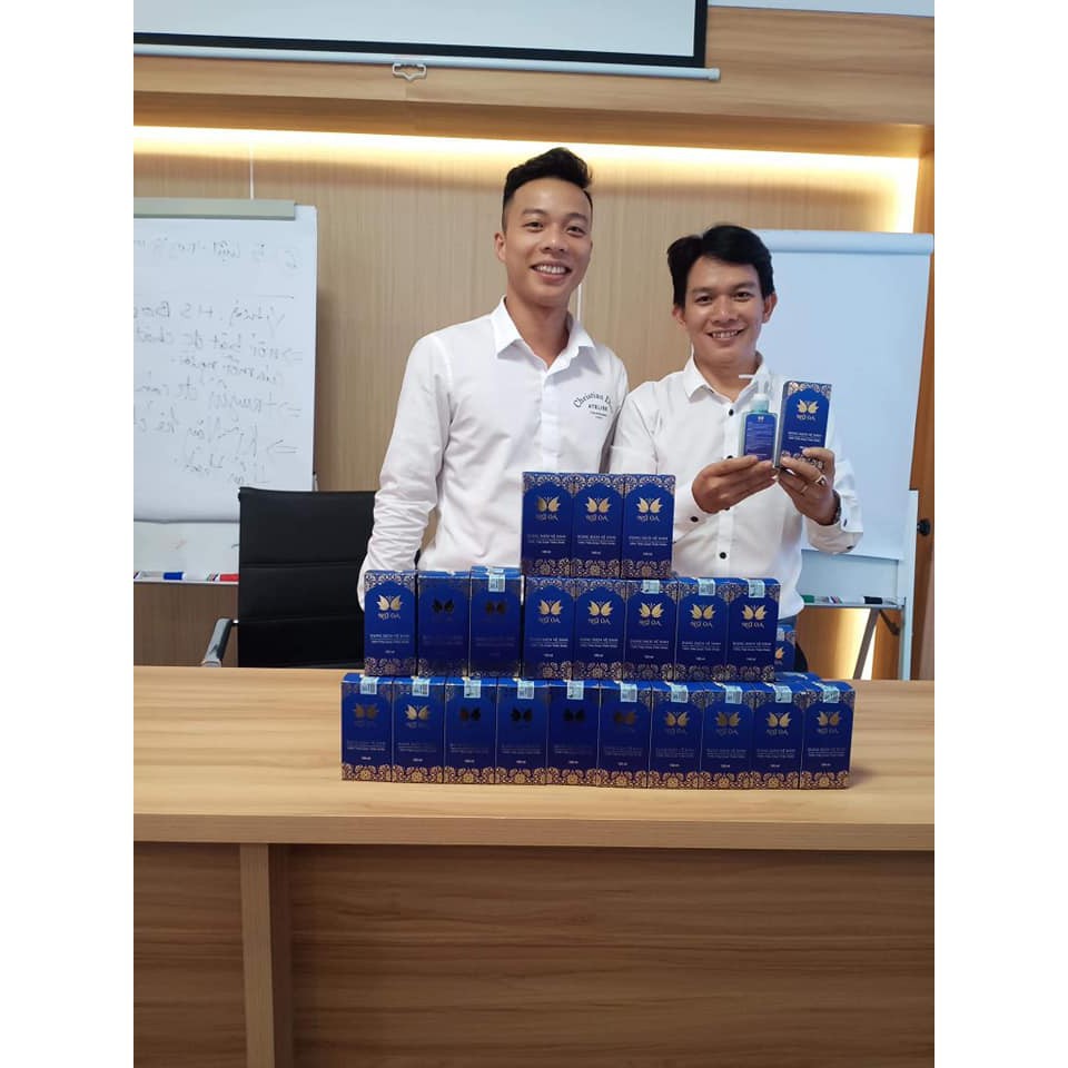 Dung Dịch Vệ Sinh Nữ Oa 110ml Thơm Lâu Mát Lạnh Sạch Sâu Thảo Dược Tự Nhiên Chuẩn pH Vùng Kín Se Khít Làm Hồng Cô Bé