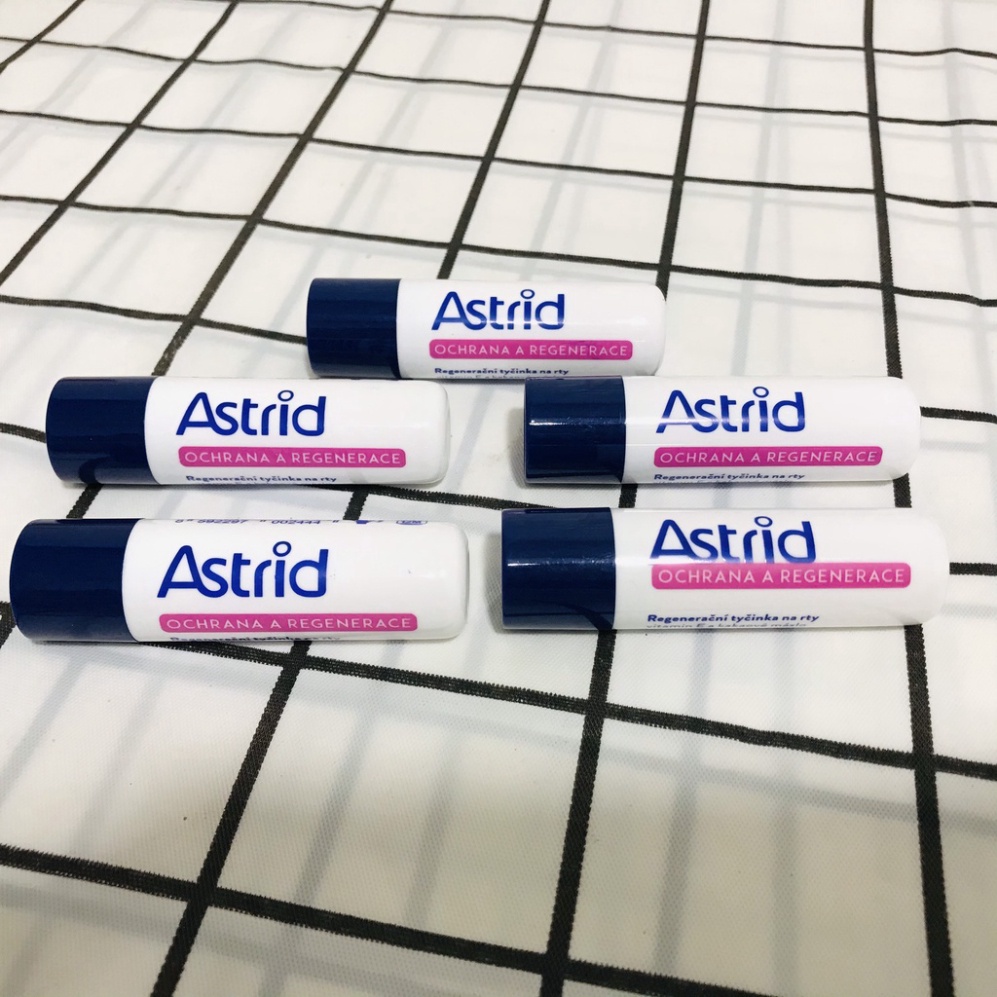 Son dưỡng Astrid tái tạo môi từ mỡ hươu 4,8g