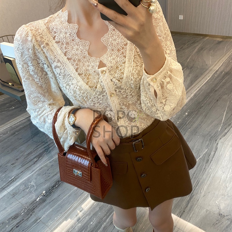 Áo sơ mi cổ viền ren sang trọng nữ tính, vô cùng tinh tế