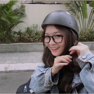 Gọng kính dáng vuông bo tròn gọng cốt kim loại siêu bền bỉ