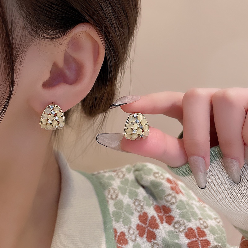 Khuyên Tai Hình Học Đính Đá Opal Nhẹ Nhàng Sang Trọng Phong Cách Pháp Cổ Điển Kiểu Dáng Mới Dành Cho