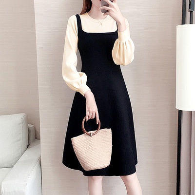 Váy len dài tay phối yếm thu đông dễ thương