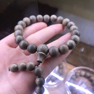 VÒNG TRẦM HƯƠNG