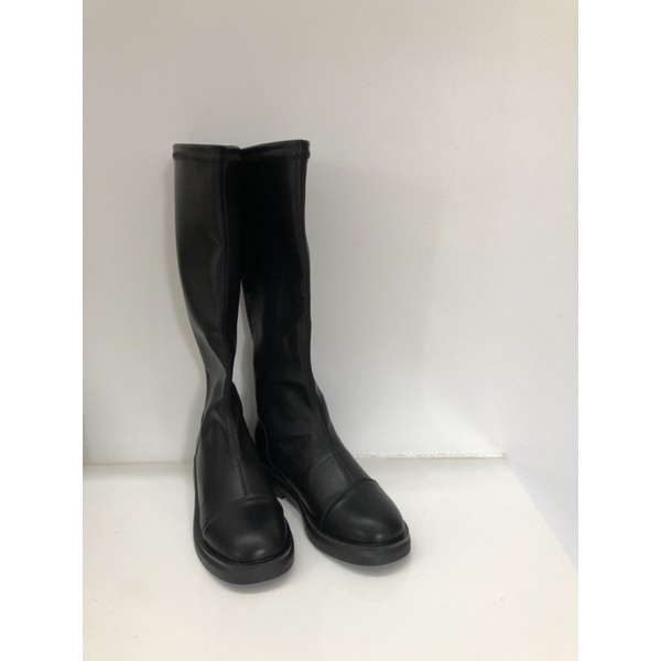 Boots Da Đen Trắng ( Có sẵn) | BigBuy360 - bigbuy360.vn