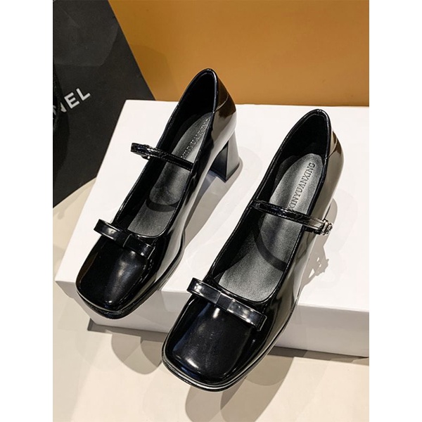 Order giày mũi vuông da bóng cao 7p đính nơ