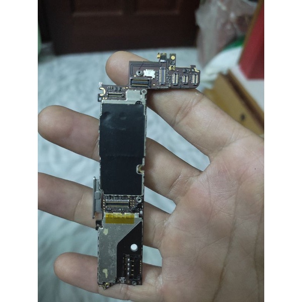 Main điện thoại iPhone 4s 32g trùng imei icloud