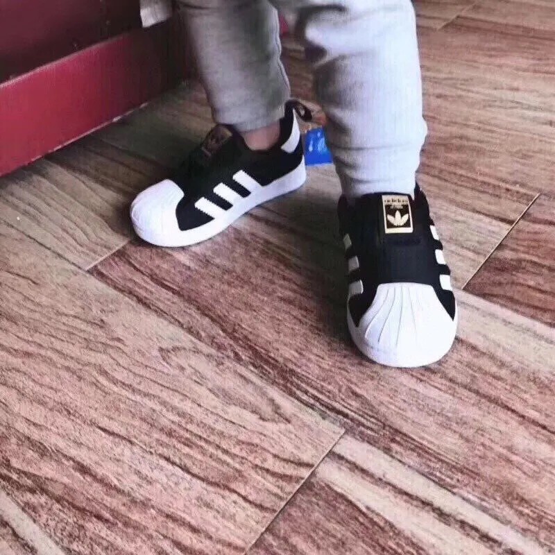 Giày Bata Adidas Superstar Thời Trang Năng Động Cho Bé