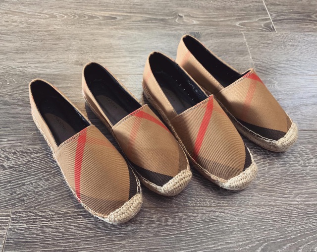 Giày slipon kẻ bbr đế cói fullbox