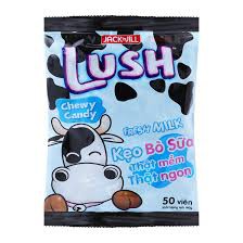 Kẹo Sữa Bò Lush Thái Lan 140g