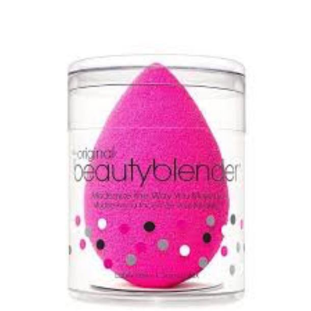 Mút Beauty Blender