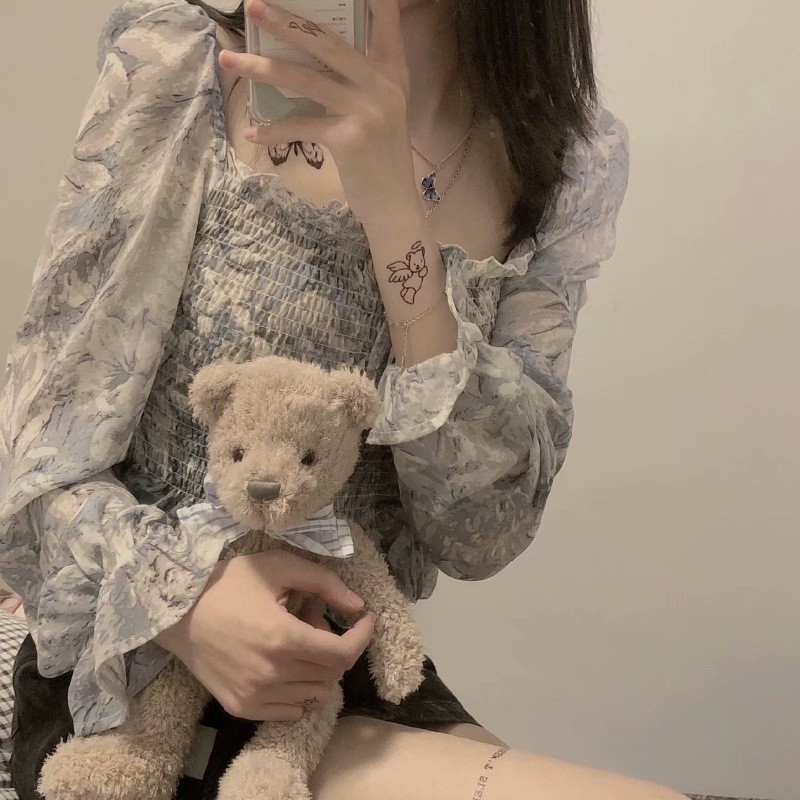 [Mã FASHIONI9 giảm 10k đơn 0đ] Áo Voan Xếp Ly Cổ Vuông Họa Tiết Xinh Xắn Dành Cho Bạn Gái, Áo Kiểu Chất Chiffon Hàn Quốc