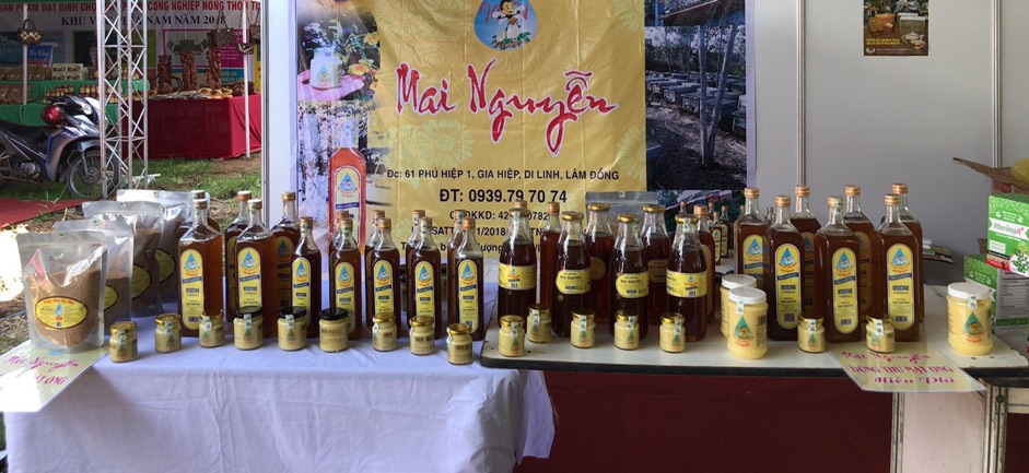 Mật Ong Cao Cấp🍁 1 LÍT🍁Mật Ong Chúa Cà Phê Thơm Ngon Nguyên Chất,Mật Ong Cafe Không Pha Trộn Nguyên Chất | BigBuy360 - bigbuy360.vn