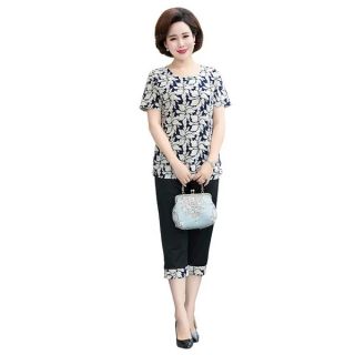 Bộ đồ mặc nhà trung tuổi