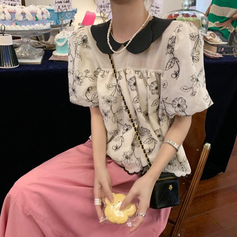 Áo Sơ Mi Tay Ngắn Chất Chiffon Hoạ Tiết Hoa Thiết Kế Dáng Rộng Che Khuyết Điểm