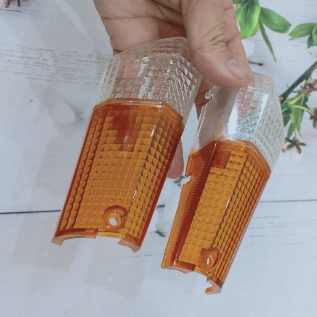 Đôi vỏ nắp xi nhan trước xe Dream kiểu Thái [ LOẠI ĐẸP ] - Chụp Xi Nhan Dream lắp cho dream thái và dream việt các đời