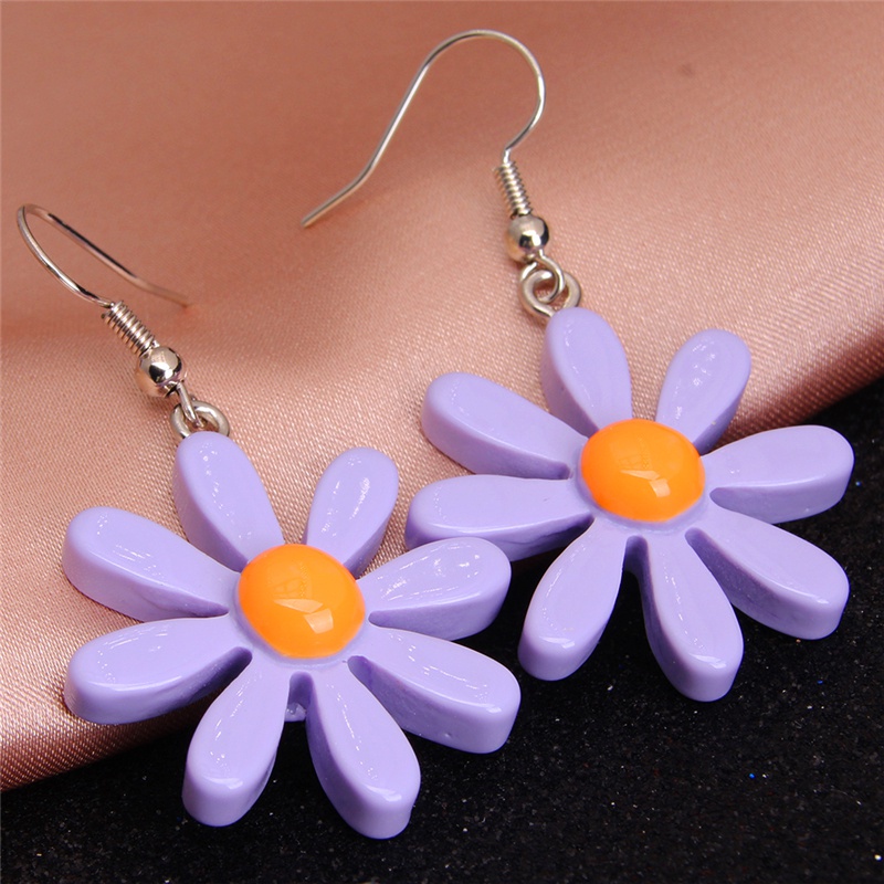 Flower Stud Earrings for Women Cute Small Daisy Earrings 2019 Summer Fashion Jewelry Accessories