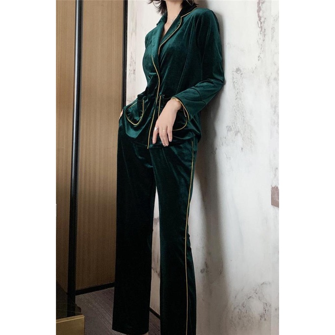 Bộ Đồ Ngủ Tay Dài Bằng Vải Nhung Thời Trang Thu Đông Mới Dành Cho Bạn Nữ