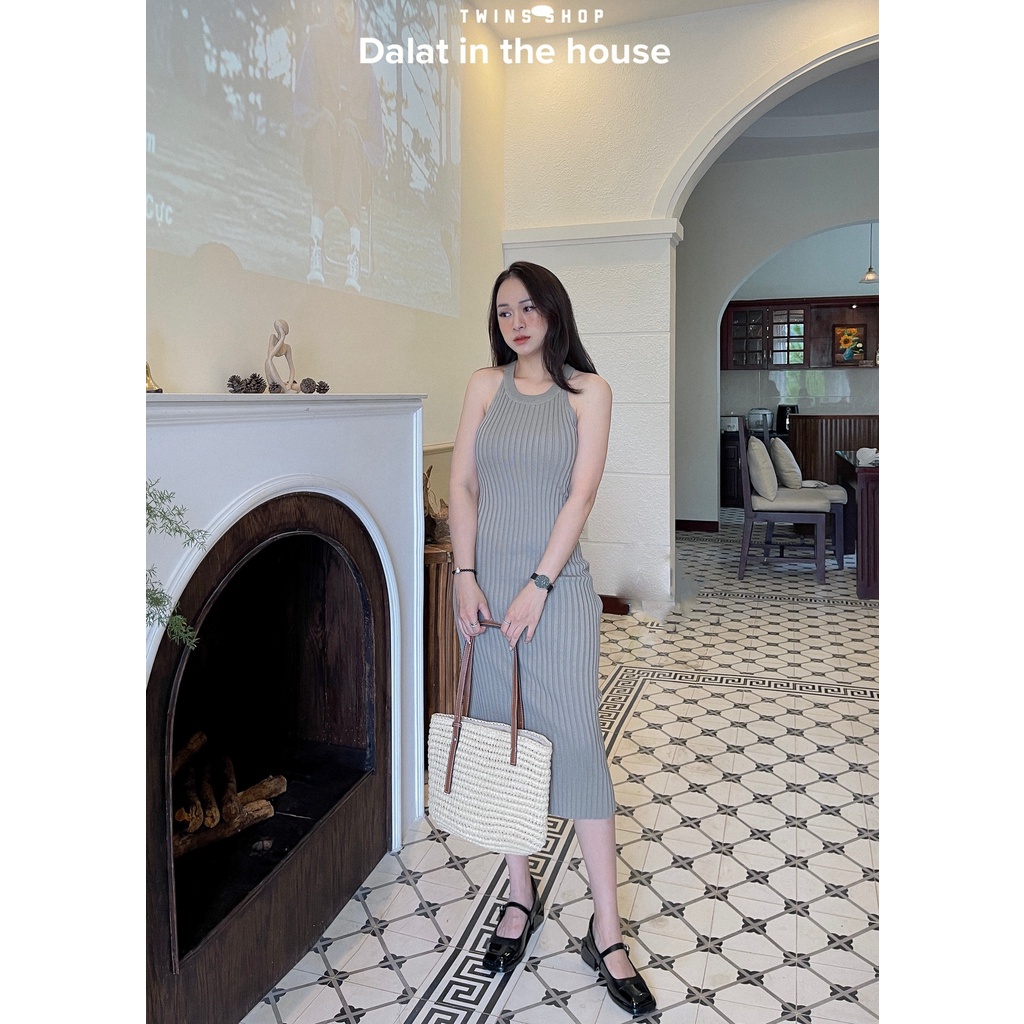 Đầm nữ len dệt dày dặn cổ yếm ôm body