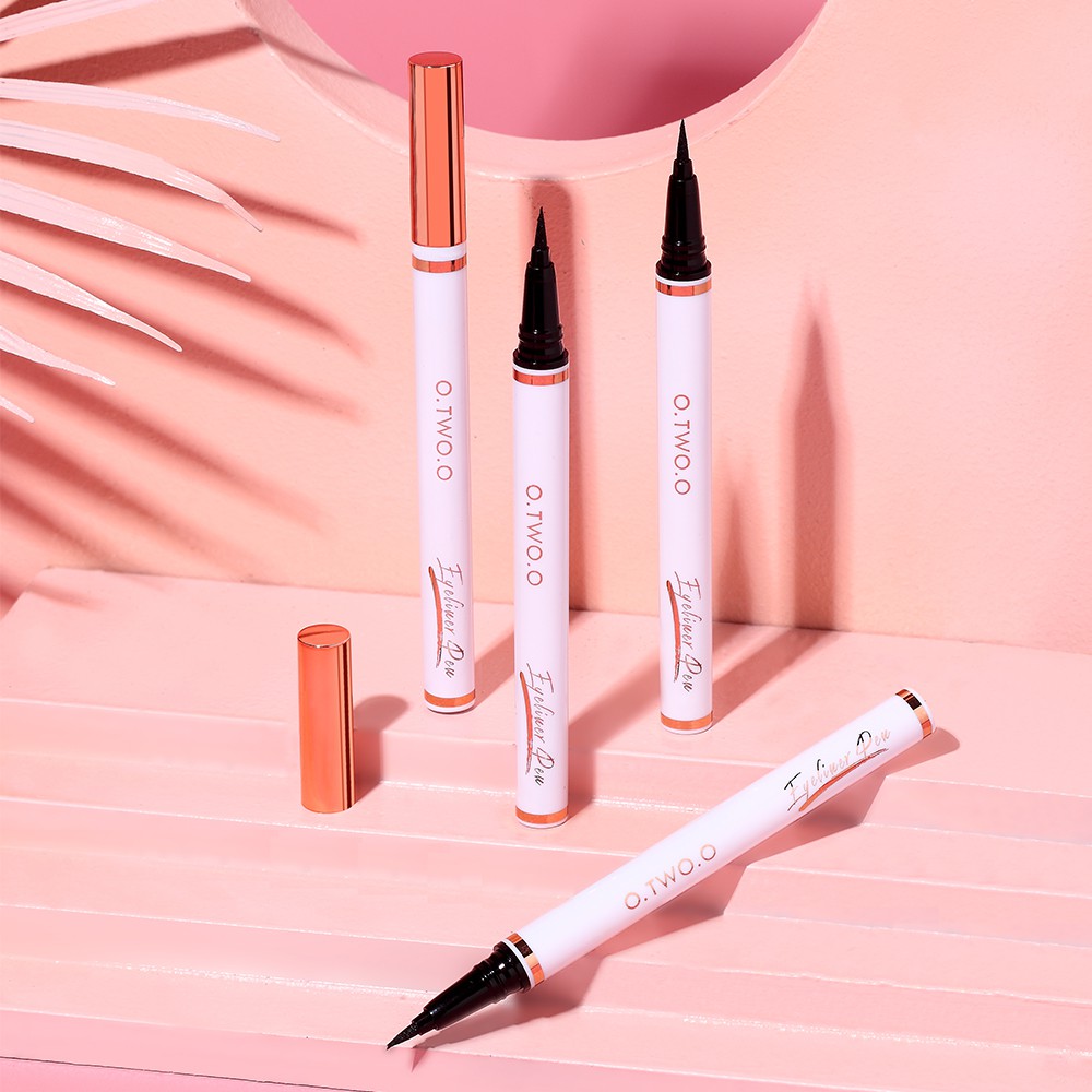 Bút kẻ mắt O.TWO.O 2 màu sắc tùy chọn chống thấm nước nhanh khô chất lượng cao 13g | BigBuy360 - bigbuy360.vn