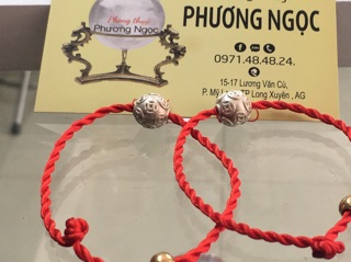 Vòng tay chỉ đỏ mix bạc ta
