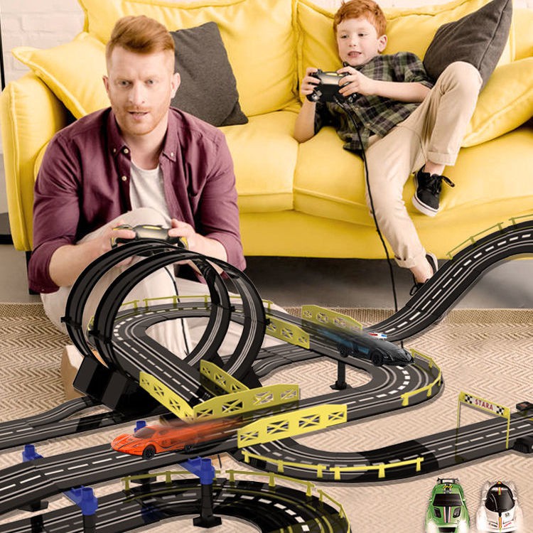 Đồ chơi mới nhấtTrack Racing Toy Xe Adventure Hướng dẫn sử dụng điện Điều khiển từ xa Boy 3-12 năm Quà tặng cạnh tranh