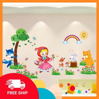 ⚡️𝗙𝗥𝗘𝗘𝗦𝗛𝗜𝗣⚡️ Decal dán tường Cô bé quàng khăn đỏ