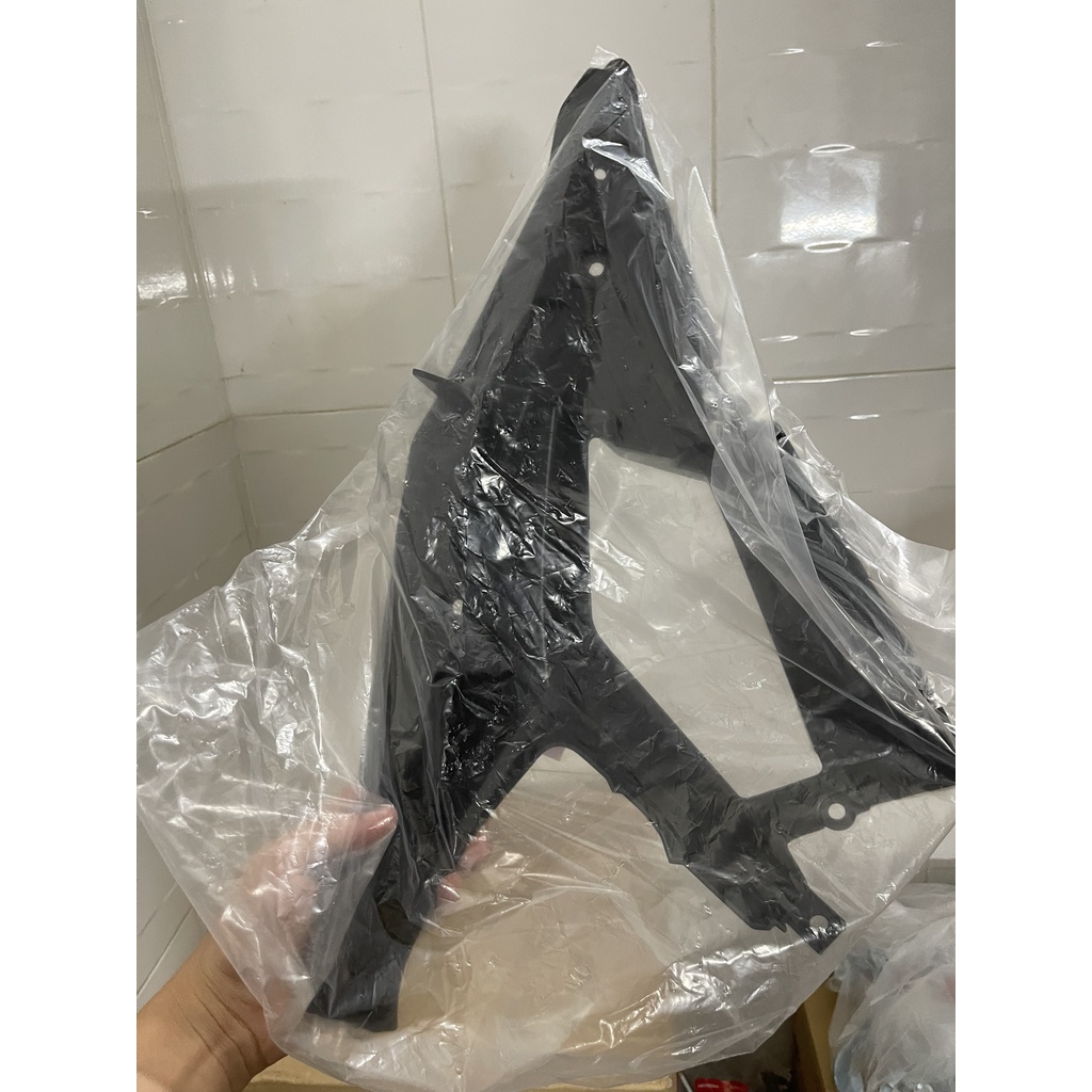 cánh trong phải xe winner v1 hàng chính hãng 64510K56N10