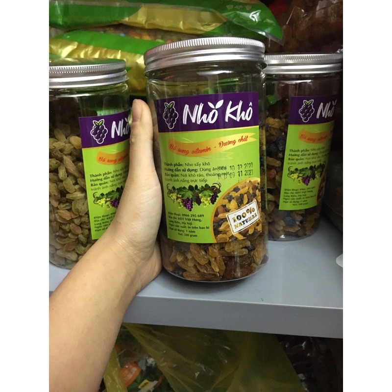 HỘP 500G NHO SẤY KHÔ TỰ NHIÊN