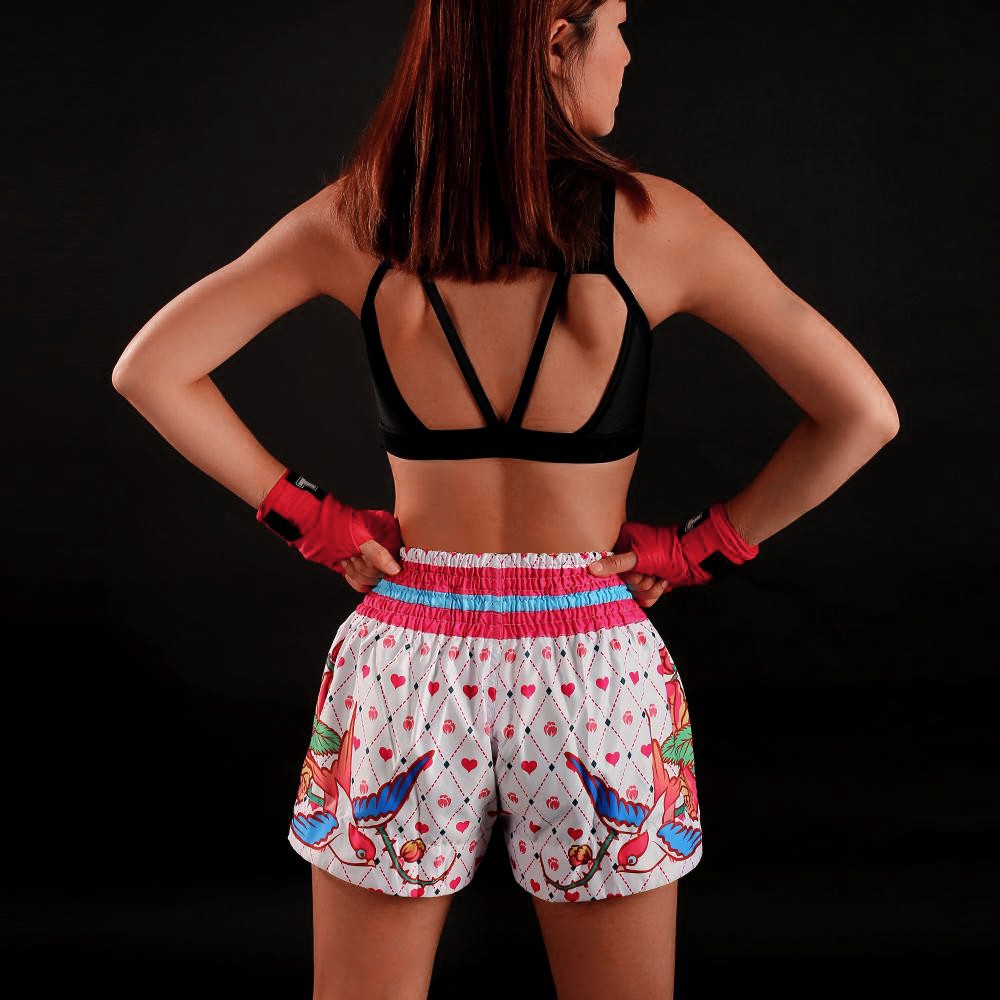 Quần Muay Thai Tuff White With Classic Rose