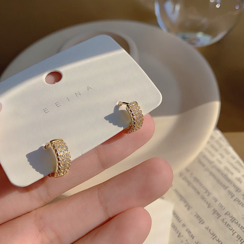 Đôi khuyên tai hình nhẫn đính đá zircon thời trang sang trọng cho nữ