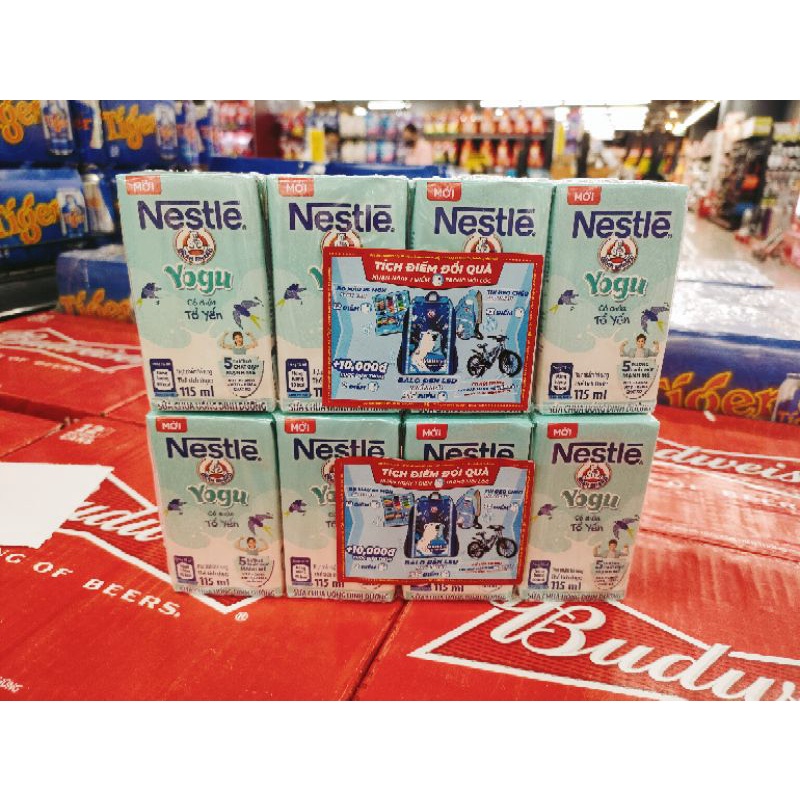 Lốc 4 hộp sữa chua uống Nestlé Yogu có chứa tổ yến hộp 115ml