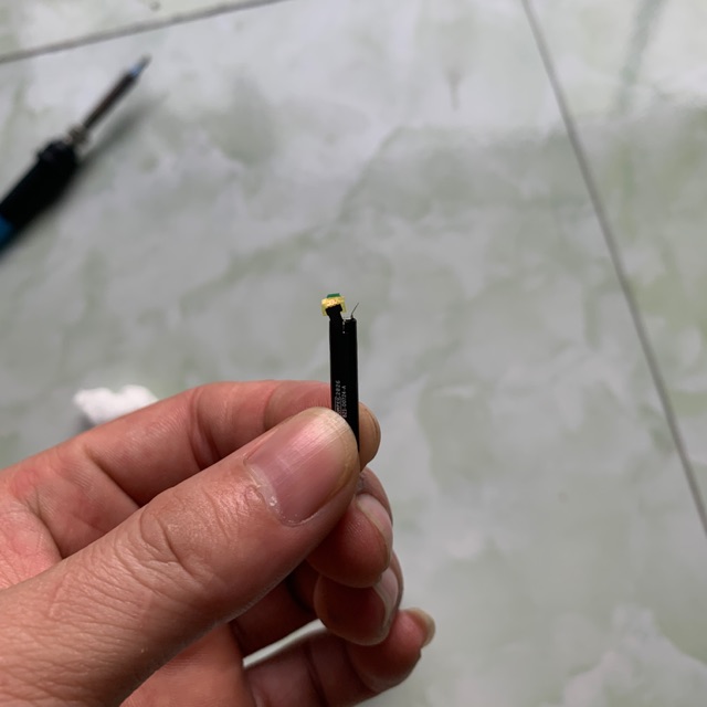 Pin tai nghe airspod 1-2,Thay tai nghe táo 1-2 :180k/1tai,340k/2tai pin4-6h